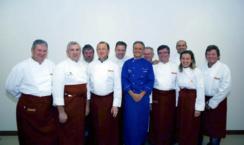 Il gruppo promotore de "La Vicentina" con al centro, in blu, il presidente provinciale dei Panificatori di Confartigianato Vicenza, Ruggero Garlani