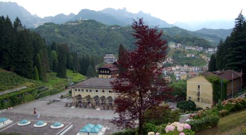 Recoaro Terme - foto di Lucamenini - Opera propria. Con licenza CC BY-SA 3.0 tramite Wikimedia Commons