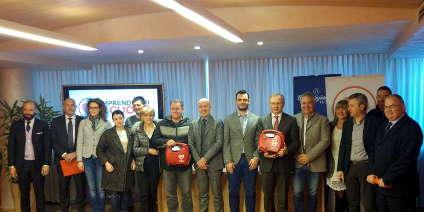 Gli imprenditori di cuore, le autorità e i rappresentanti Confartigianato presenti Gli imprenditori di cuore, le autorità e i rappresentanti Confartigianato presenti