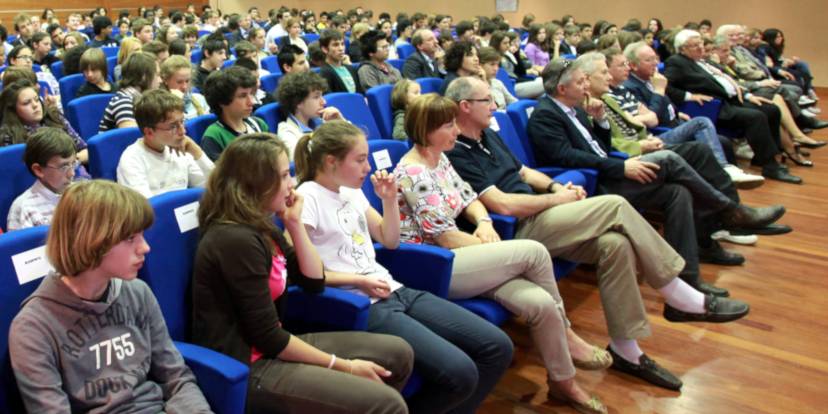 Uno degli incontri dedicati agli studenti degli ultimi tempi Uno degli incontri dedicati agli studenti degli ultimi tempi