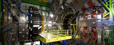 Foto di Domenico Salvagnin from Legnaro, Italy - CMS@CERN, CC BY 2.0