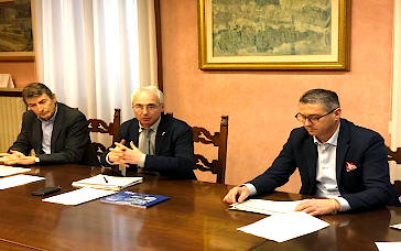 L’assessore Giancarlo Stefenello, il Sindaco Valter Orsi e il presidente Nerio Dalla Vecchia