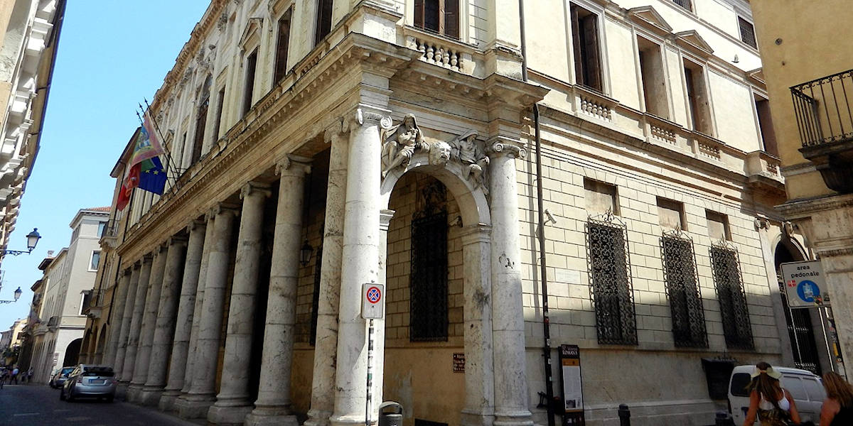 Di Geobia - Opera propria, CC BY-SA 4.0, https://commons.wikimedia.org/w/index.php?curid=45876955